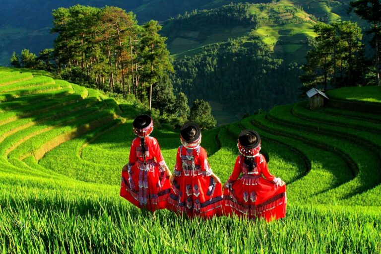 Mai Chau – Cloud Chasing – Moc Chau: A Day Above the Clouds