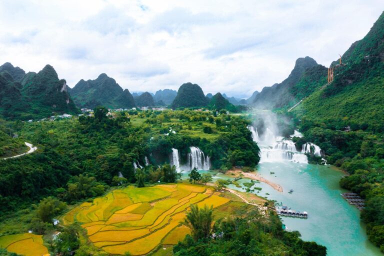 Bespoke Vietnam Tour To Ban Gioc Waterfall  Ba Be Lake