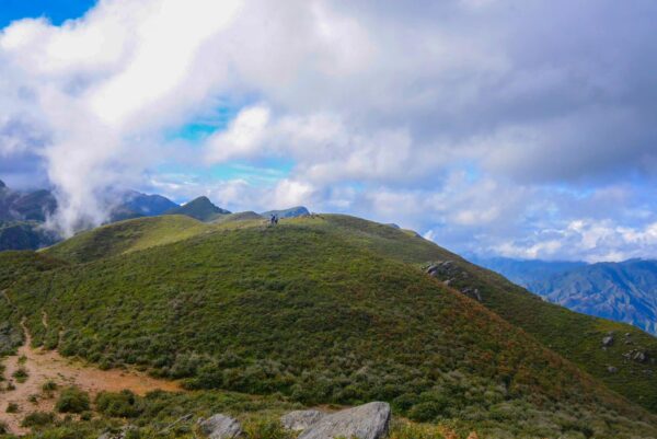 Beyond the Tourist Trail Vietnam Tours: Trekking Ta Xua Mountain 3 Days 2 Nights