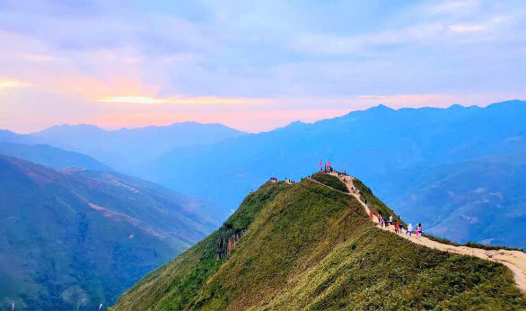 Beyond the Tourist Trail Vietnam Tours: Trekking Ta Xua Mountain 3 Days 2 Nights